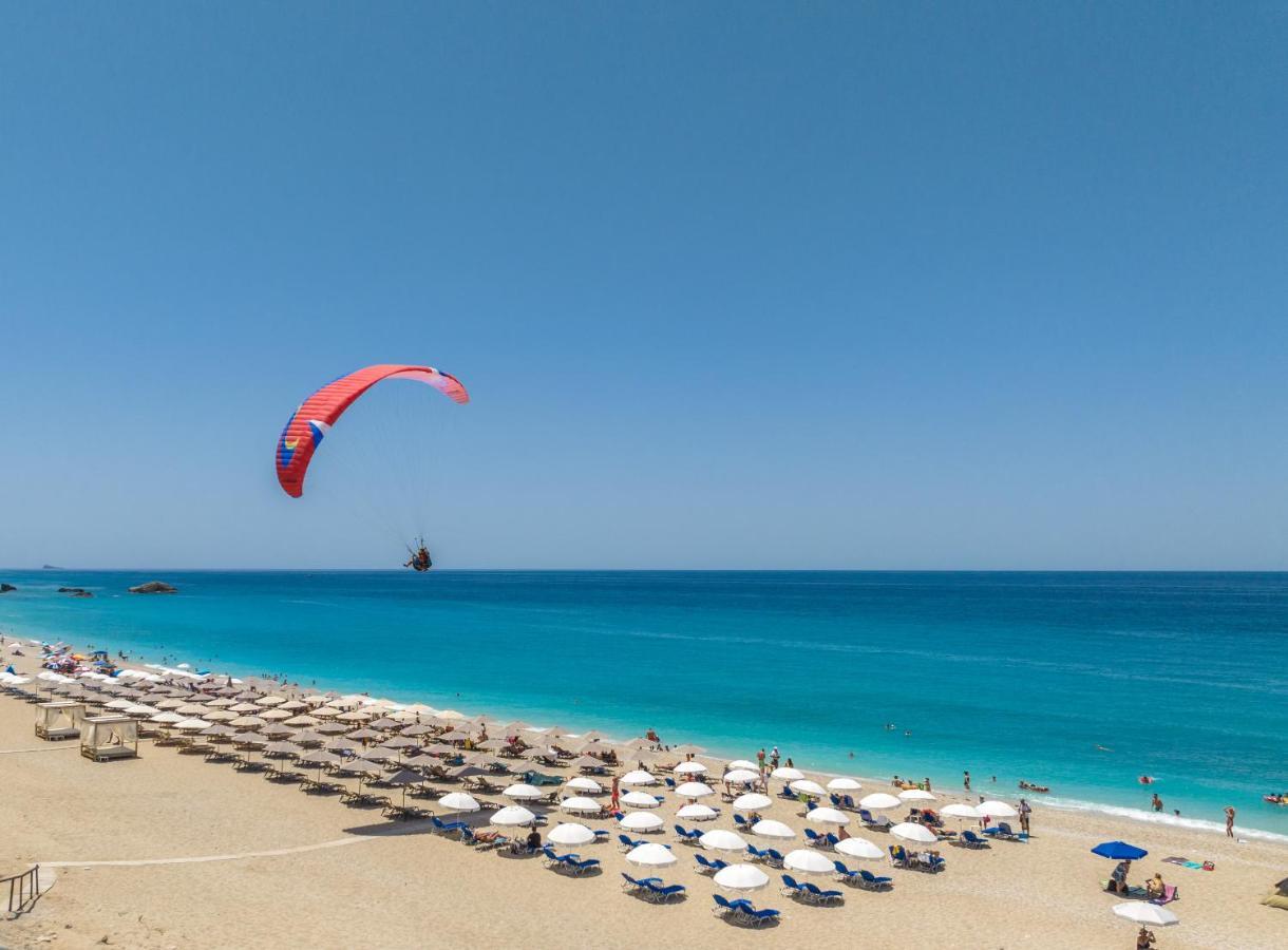 Monato Luxury Apartments Ayios Nikitas Bagian luar foto